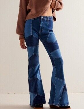 We The Free People Patchwork Denim Flared Jeans Size 32 [COPY]